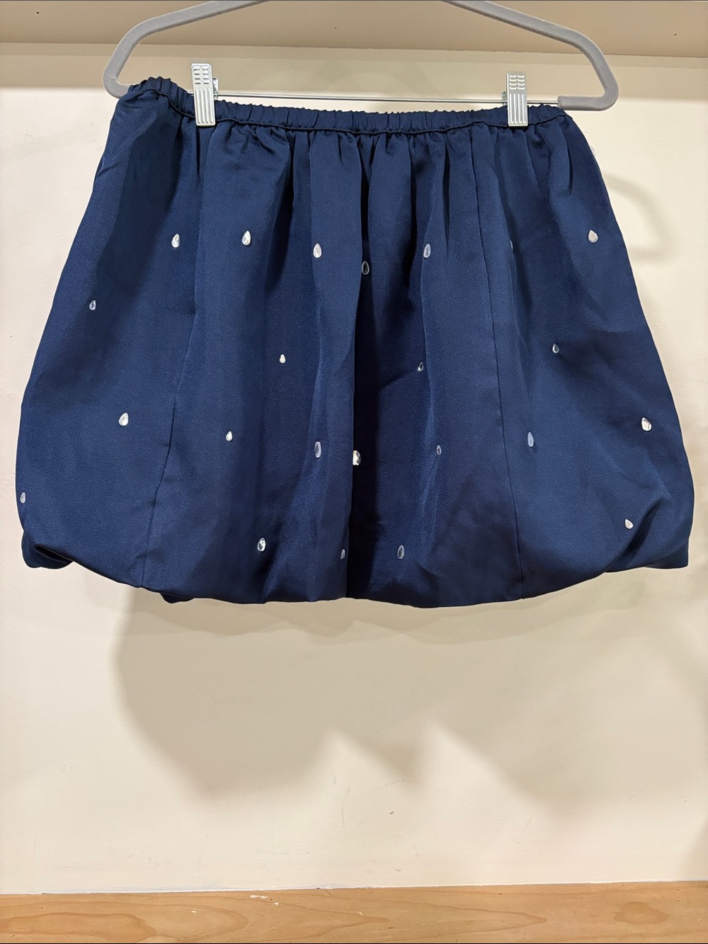 LOFT Navy Blue Jeweled Ruched Bubble Mini Skirt, Size M, NWT - Picture 5 of 9
